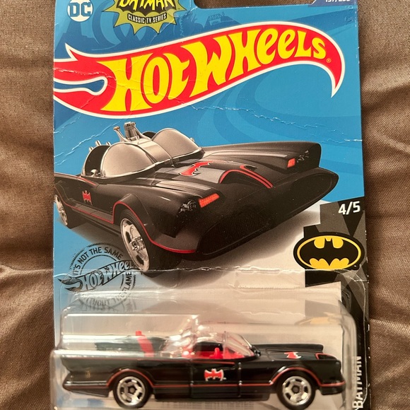 Hot Wheel Other - Collectible Batmobile